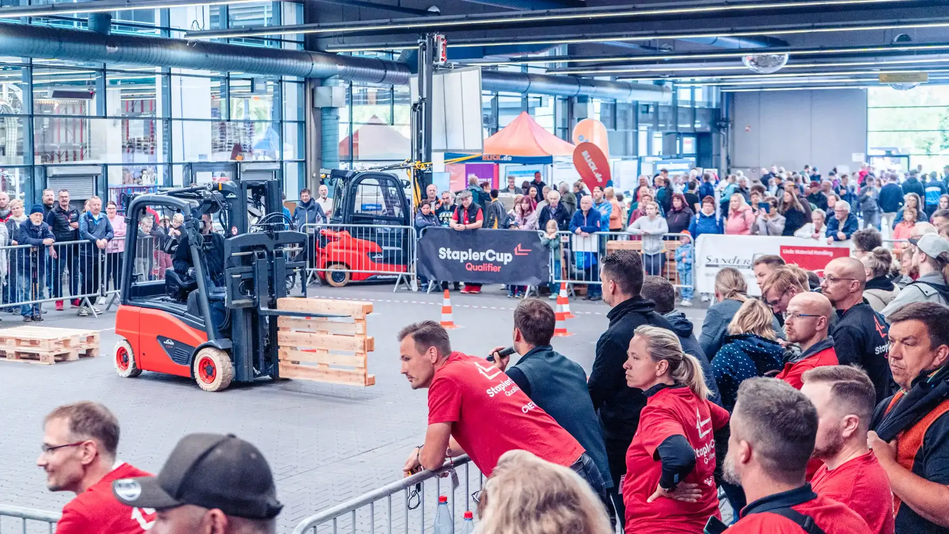 Finale - Paletten stapeln