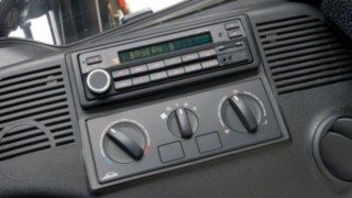 Radio mit Bluetooth-Freisprecheinrichtung